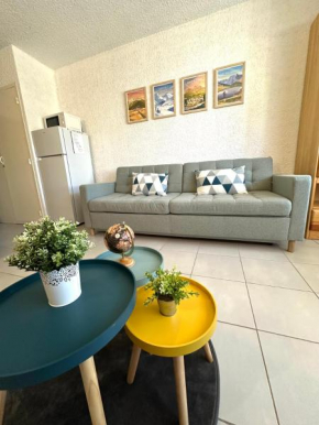 Charmant appartement cosy, terrasse proche des pistes et du centre du village - WIFI gratuit